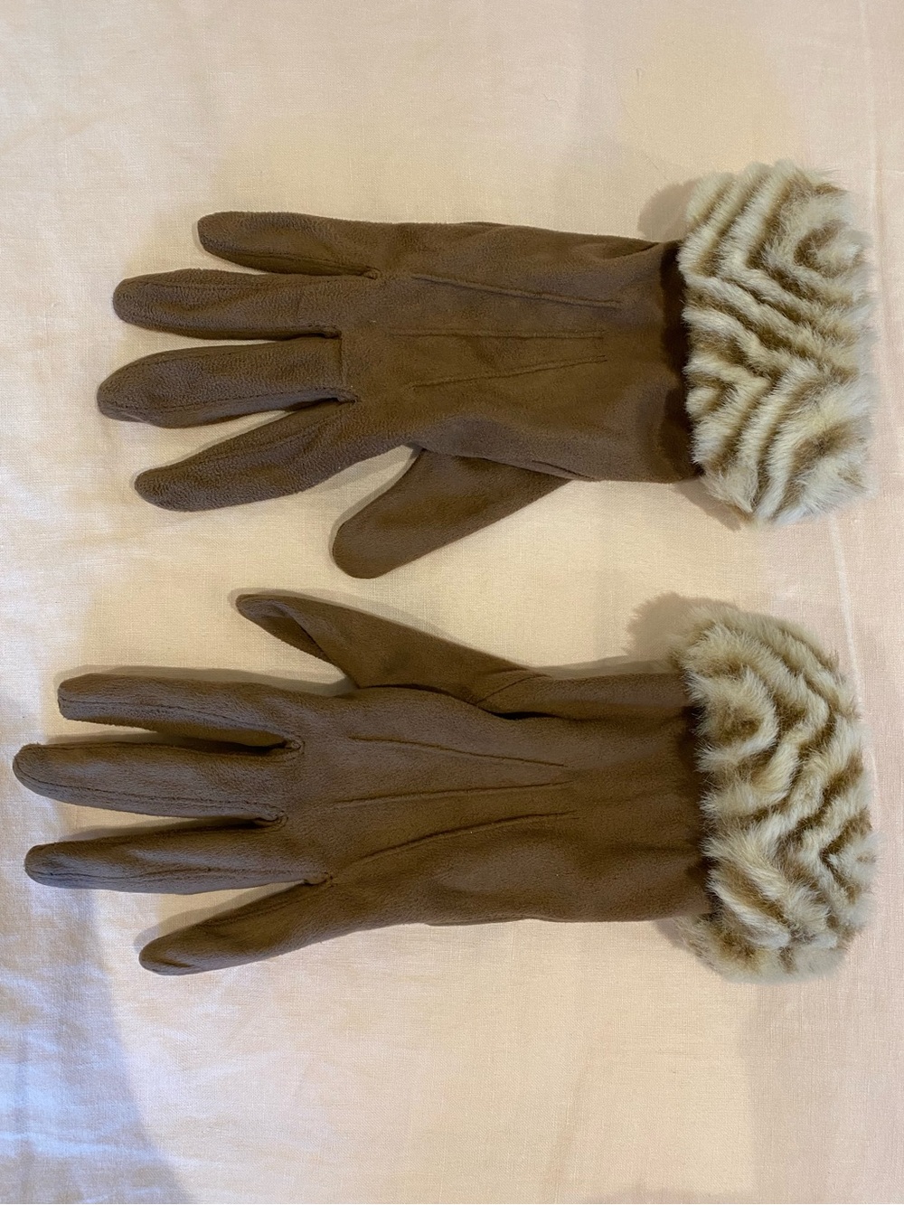 Vintage Faux Fur Brown Tan White Suede Stripe Chevron Gloves